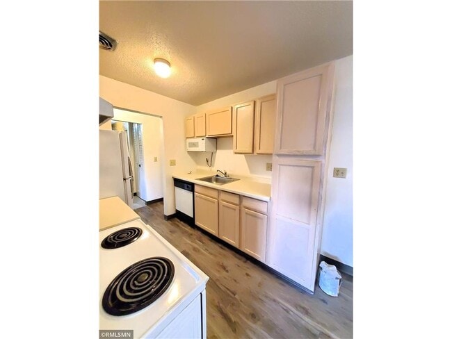 Photo - 122 Spring St Unit #304