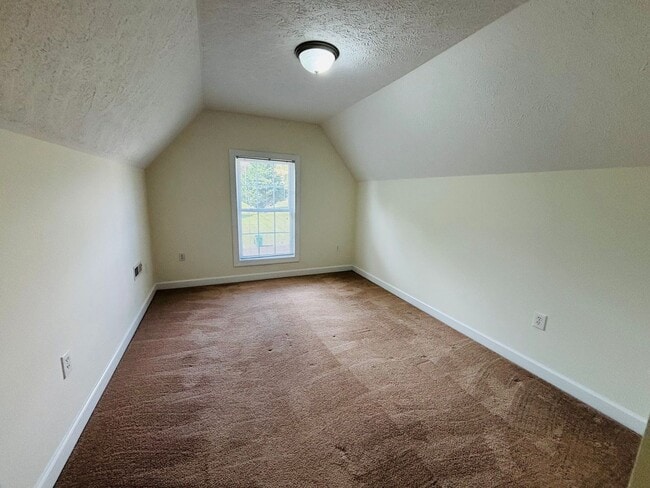 Photo - 1030-1060 - Elk Drive