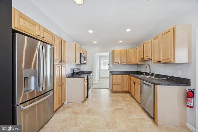 Photo - 318 Brentwood Ave