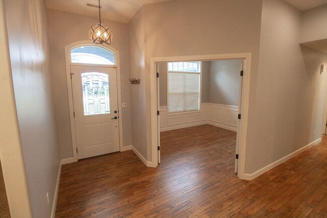 7504 Wellford Ct