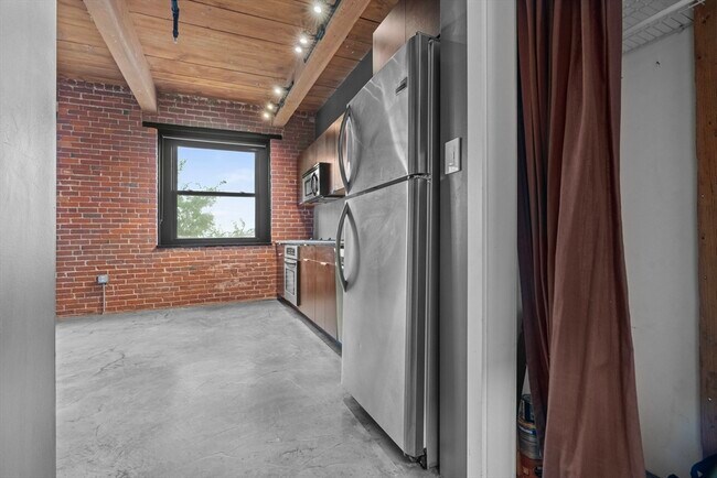 Photo - 90 Wareham St