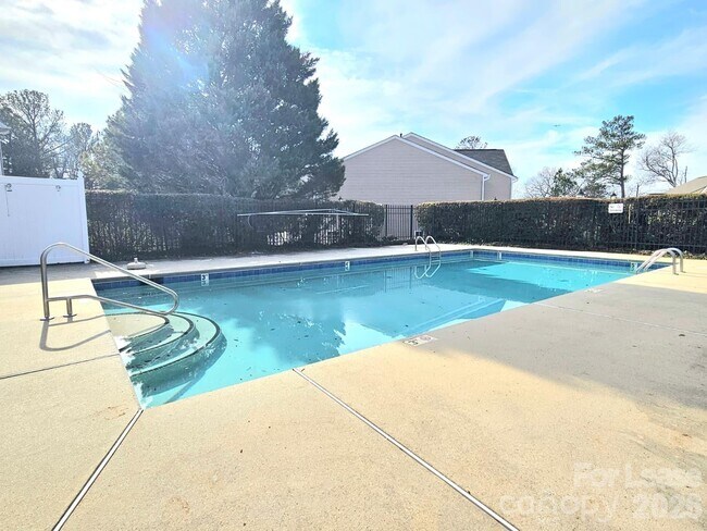 Photo - 2534 Madeline Meadow Dr