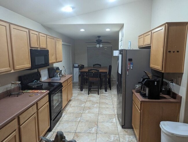 Photo - 7027 S 45th Ave