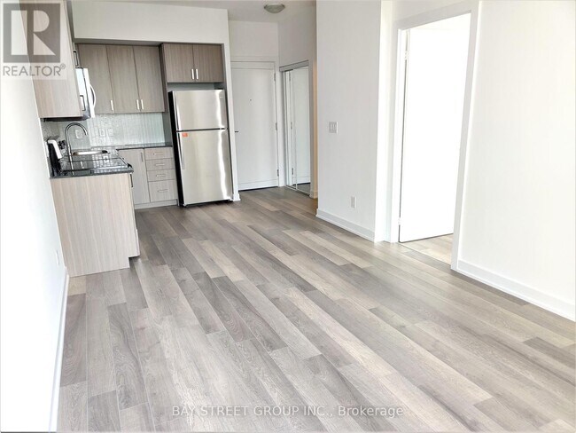 Photo - 1603 Eglinton Ave W Unité 206