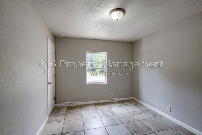Photo - 8718 E Winner Rd Unit 1/2