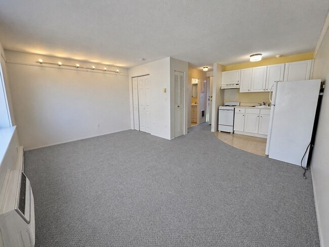 Photo - 1691 Cambridge St Unit 42