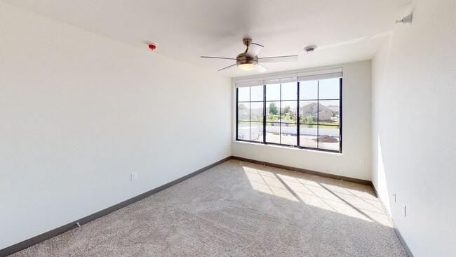 Photo - 1520 NW Irvinedale Dr