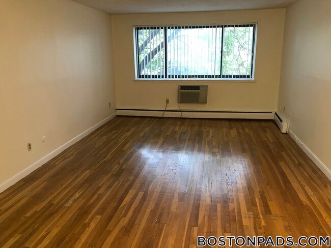 Photo - 122 Dustin St Unidad 12