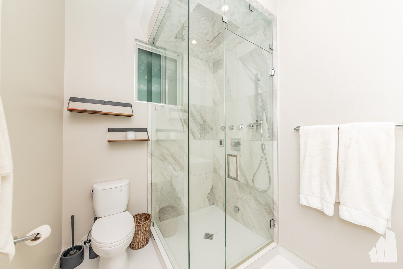 Photo - 1944 W Crystal St Unit 1