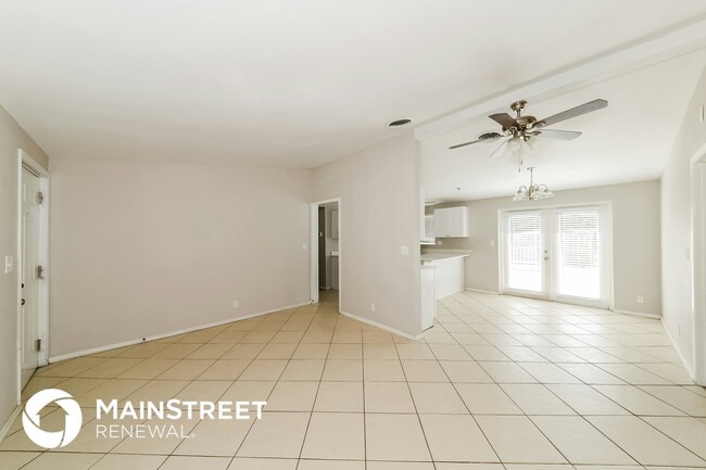 Photo - 5111 22nd St Ct E