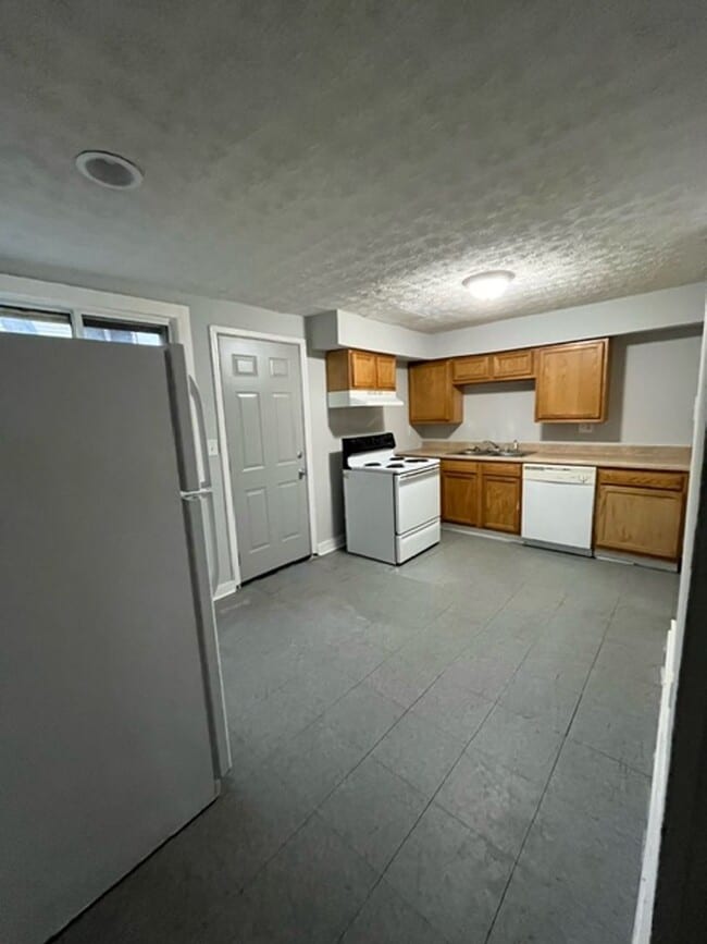 Photo - 2301 Jefferson Ave Unit C