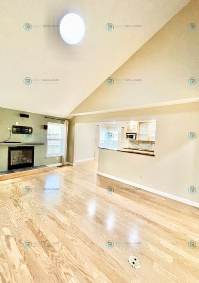 Photo - Beautiful- 4 Bedroom, 3 Bath, 3 Car Garage, NW Reno!