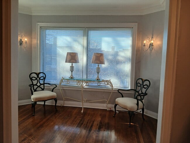 Photo - 6843 S Merrill Ave