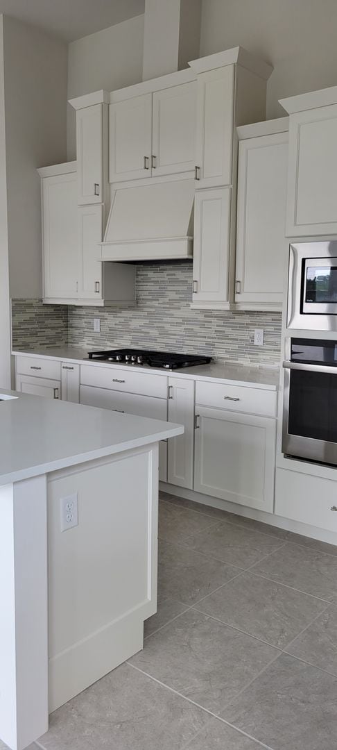 Photo - 3/2 with 2 car garage. Newer Construction home in Oakmont