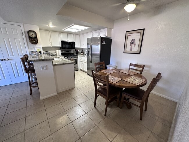 Photo - 441 Moser Ave