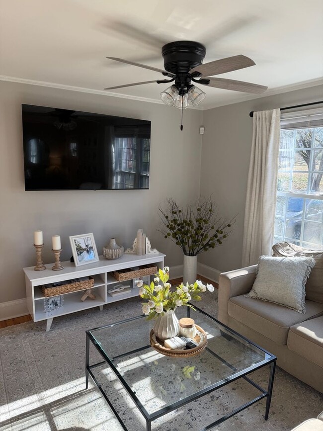 Photo - 4 Bedroom Home in Madison Park