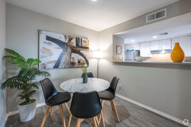 Interior Photo - Northpointe Village Rental
