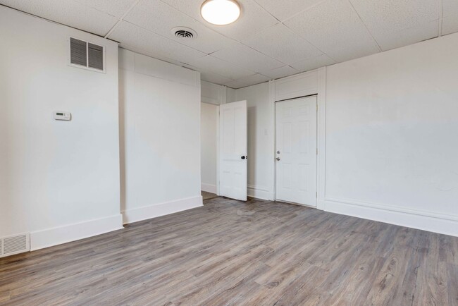 Photo - 238 Hazelwood Ave Unidad #3