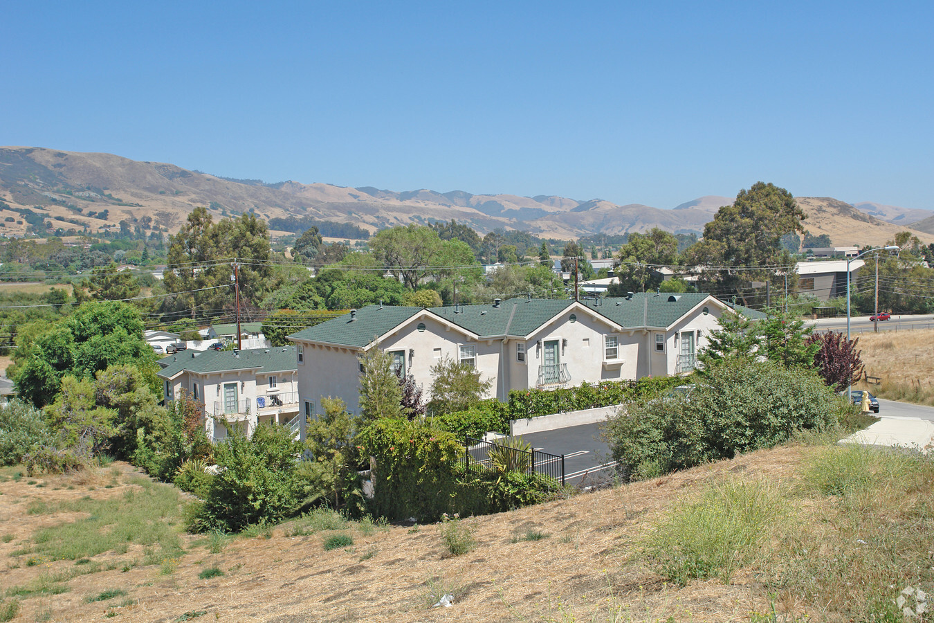 Photo - 3362 Rockview Pl Apartments