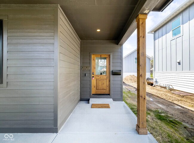 Photo - 2020 Columbia Ave