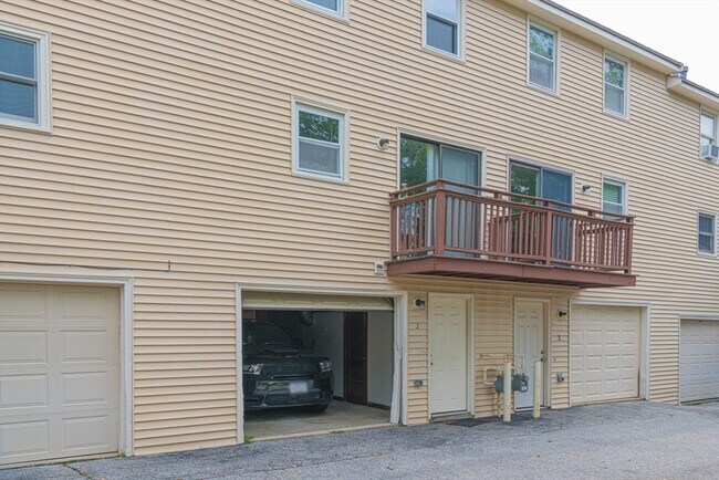 Photo - 126 Willard St