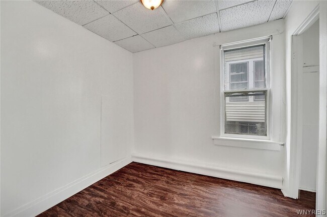 Photo - 214 Ludington St