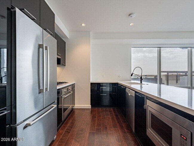 Photo - 4422 N 75th St Unit 7007