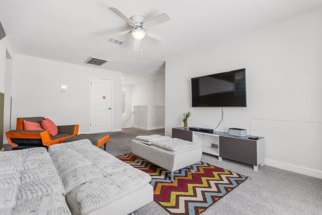 Photo - 4718 Kings Castle Cir Unidad ID1263246P