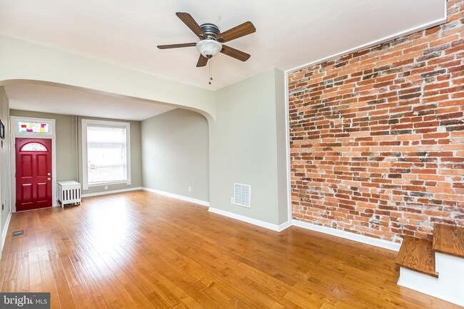 Photo - 1315 Webster St