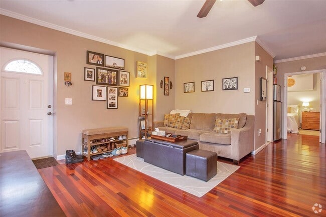 Building Photo - 137 Park Ave Unit A Rental