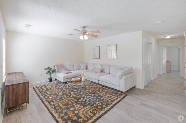 2BR, 2BA - 1,150SF - Living Room