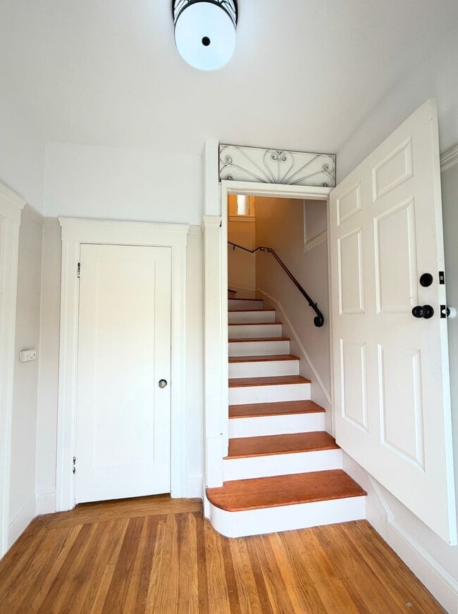 Photo - 762 Brunswick St