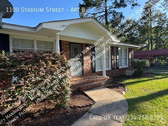 Building Photo - 1100 Stadium St Unit Apt B