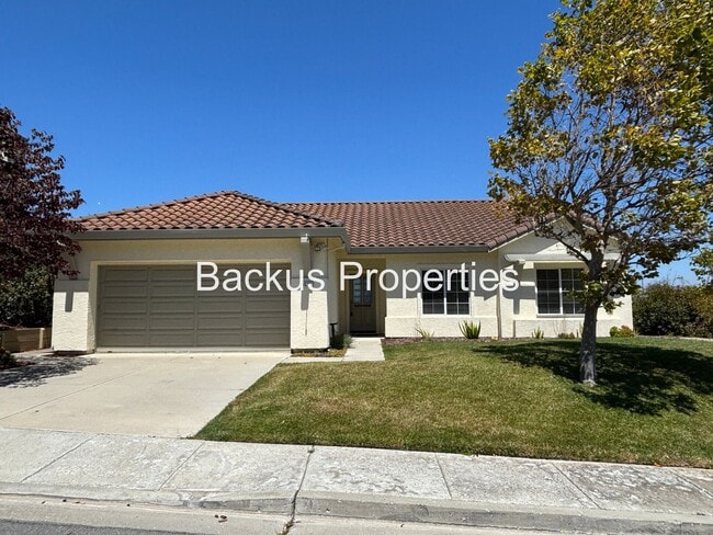 Building Photo - Wonderful corner three bedroom home at Las Palmas II