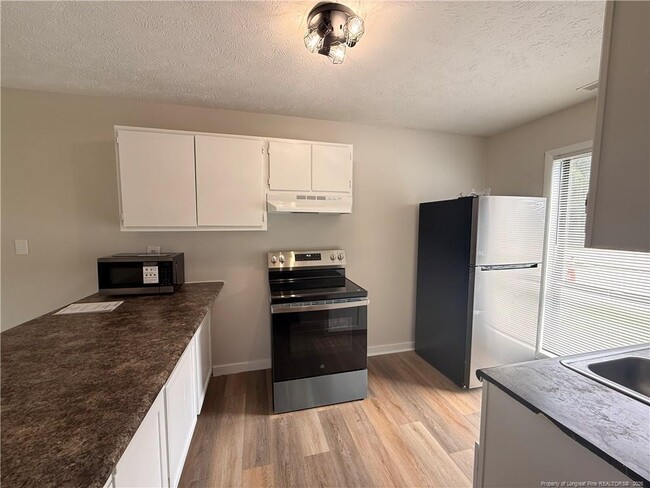 Photo - 1422 Tangora Ln
