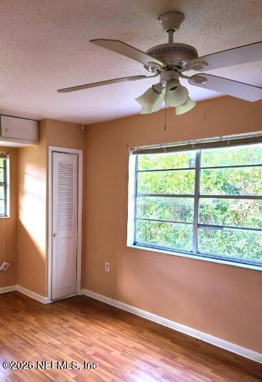 Photo - 127 Crestwood Ave