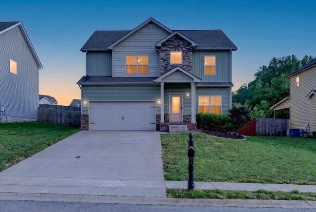 Building Photo - 104 Woodtrace Ct