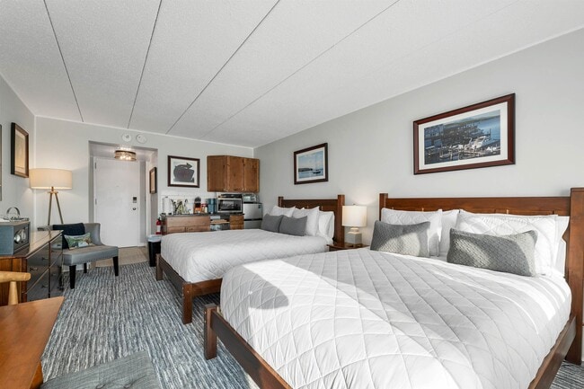 Photo - 375 Endicott St N Unit 104A
