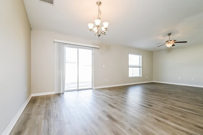 Photo - 8108 Cherry Branch Dr