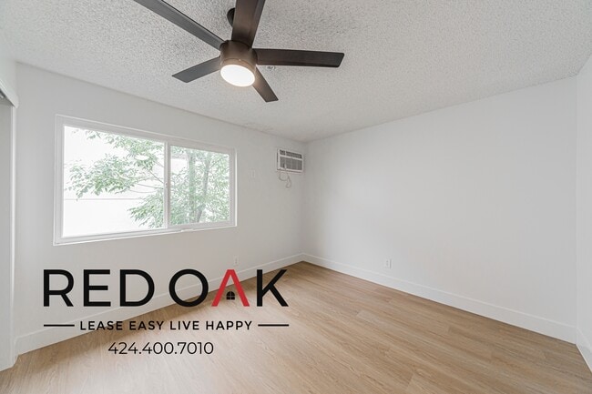 Photo - 13910 Sayre St Unit 25