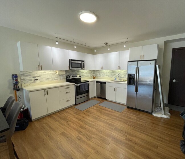 For Rent - [Symphony Honolulu] 888 Kapiola... - For Rent - [Symphony Honolulu] 888 Kapiola... Condo Unit 2112
