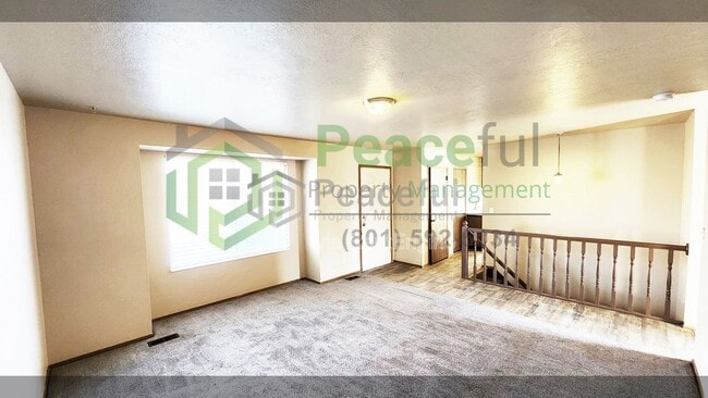 1129 W 2450 N
