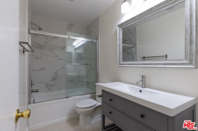 Photo - 1033 6th St Unit 107