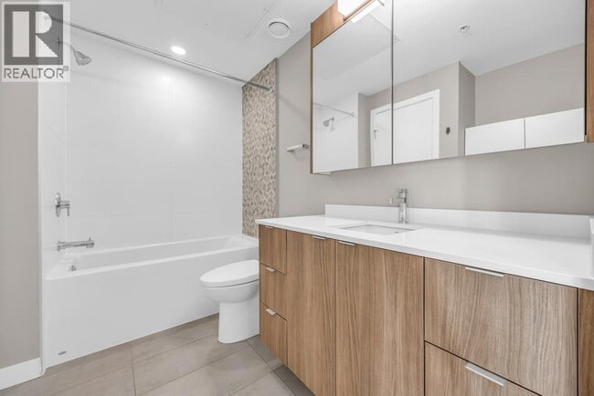 Photo - 610 Brantford St Unité 203