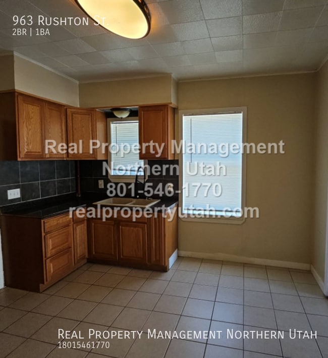 Photo - 963 Rushton St