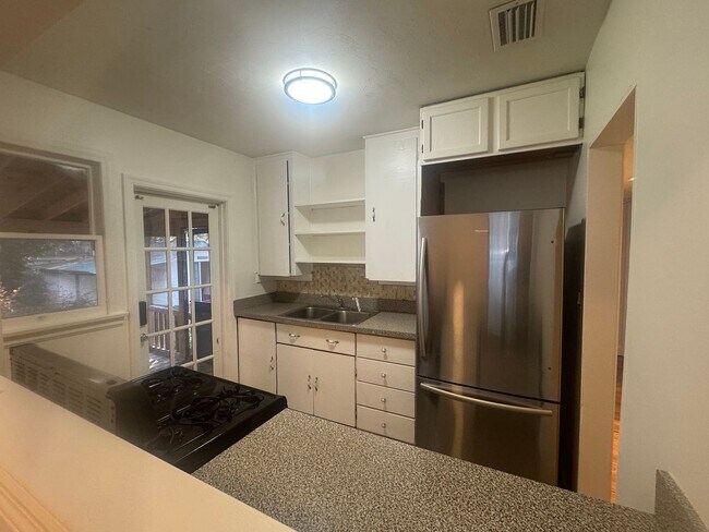 Photo - Beautifully Kept Historic Home!!