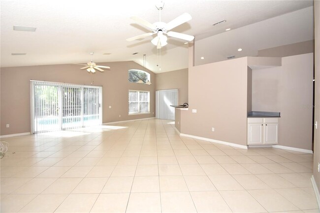 Photo - 11 Deerfield Ct