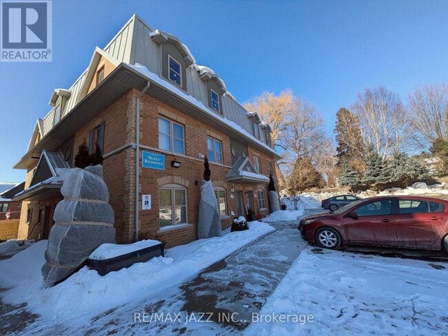 Photo - 762 King St E Unit 103