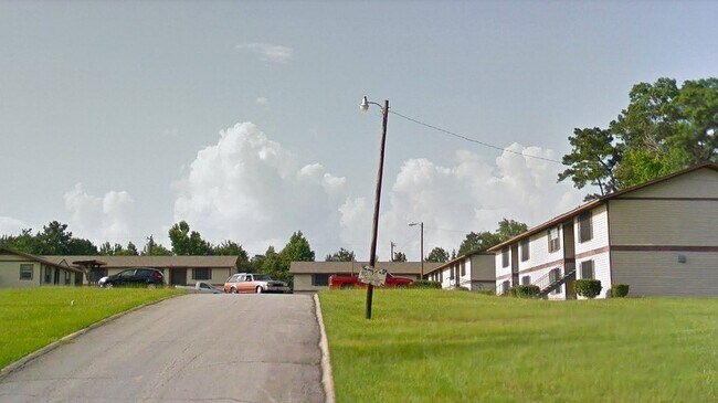 Photo - 668 E Rev Martin Luther King Jr Blvd Apartamento