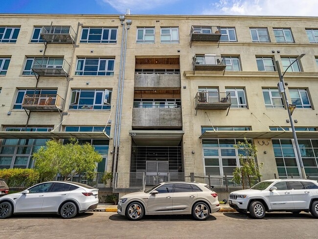 510 S Hewitt St Unit Arts District - Barker Block Unit